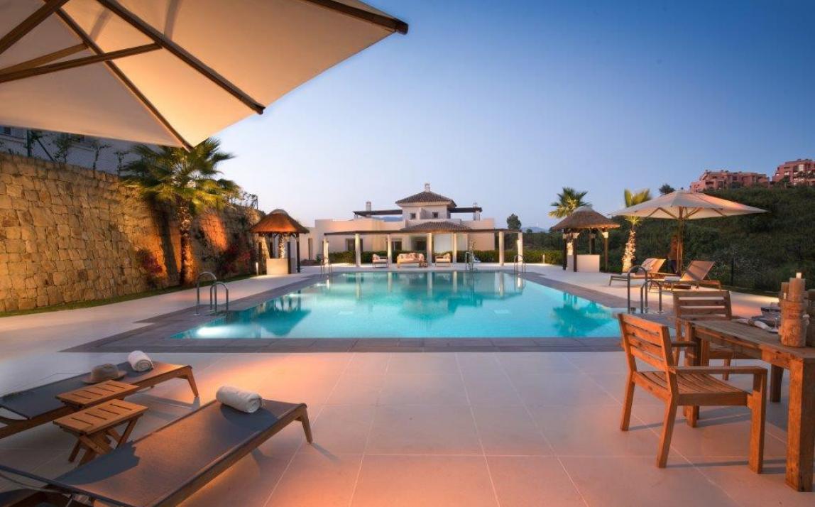 Apartment - Ground Floor, La Mairena Costa del Sol Málaga R4409761 3