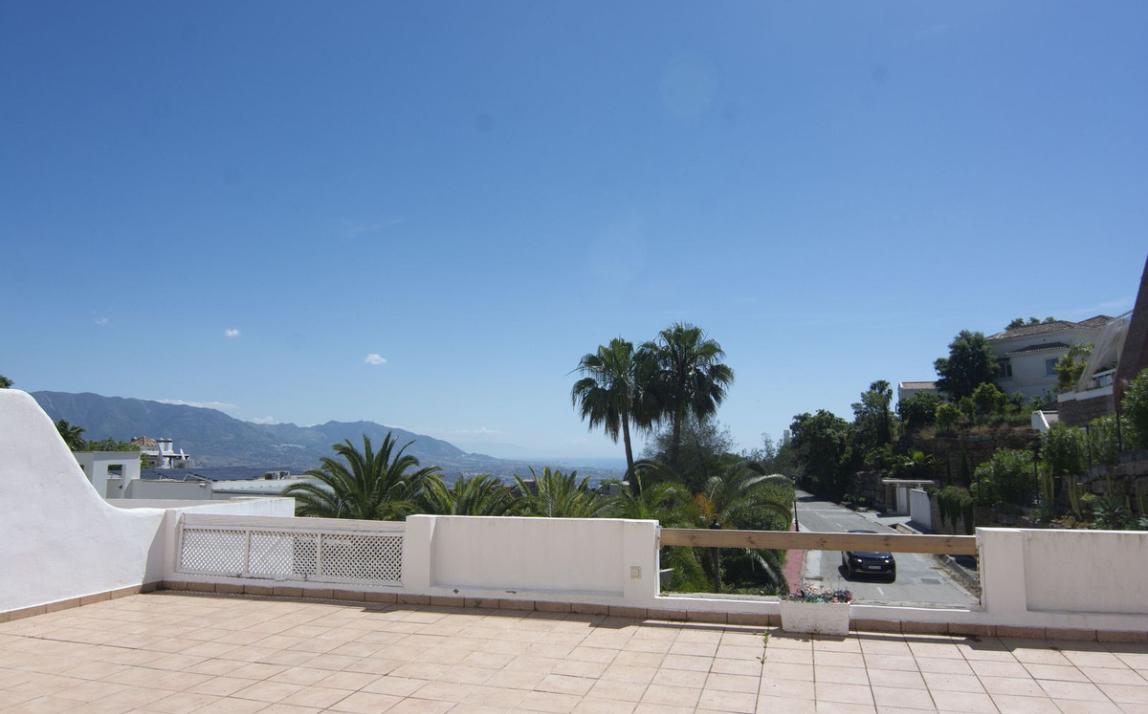Apartment - Ground Floor, La Mairena Costa del Sol Málaga R5044642 1