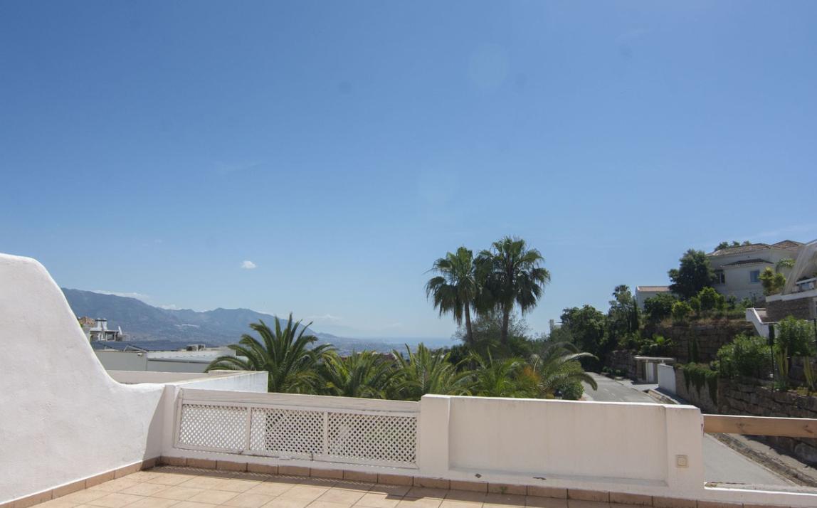 Apartment - Ground Floor, La Mairena Costa del Sol Málaga R5044642 2