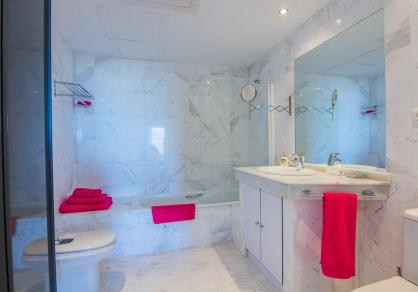 квартира - Цокольный этаж, La Mairena Costa del Sol Málaga R5378710 22