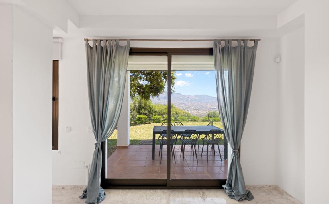 Apartment - Ground Floor, La Mairena Costa del Sol Málaga R5480437 10