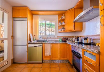 Apartment - Middle Floor, La Mairena Costa del Sol Málaga R3946102 25