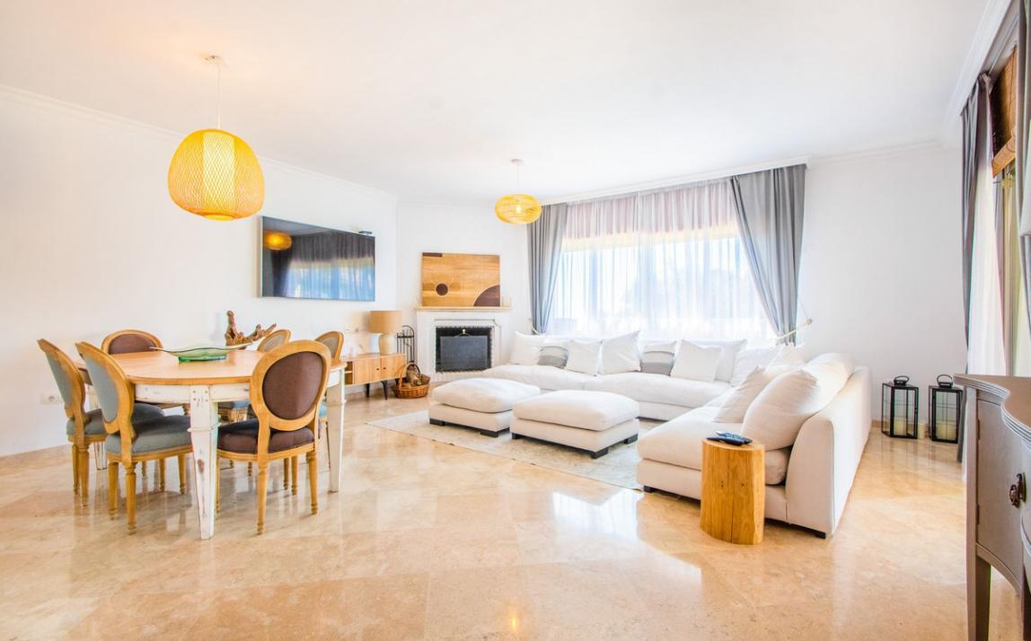 Apartment - Middle Floor, La Mairena Costa del Sol Málaga R4305898 1