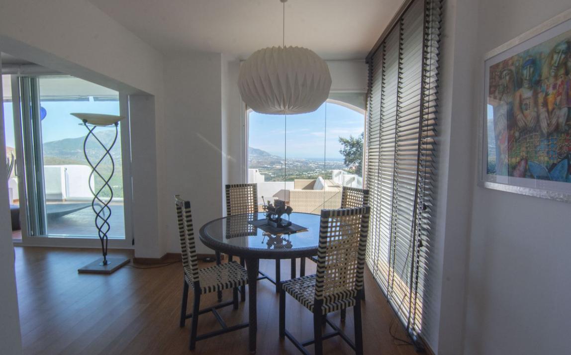 Apartamento - Planta Media, La Mairena Costa del Sol Málaga R5223301 10