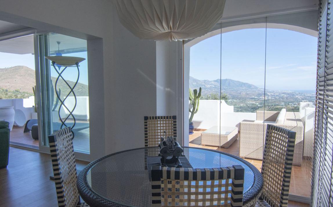 Apartamento - Planta Media, La Mairena Costa del Sol Málaga R5223301 11