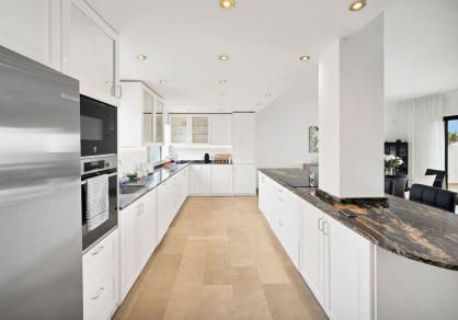 First line beach Penthouse, golden mile, MARBELLA R4747999 35