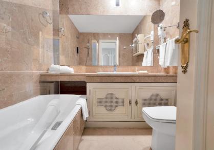 First line beach Penthouse, golden mile, MARBELLA R4747999 45
