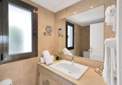 First line beach Penthouse, golden mile, MARBELLA R4747999 46