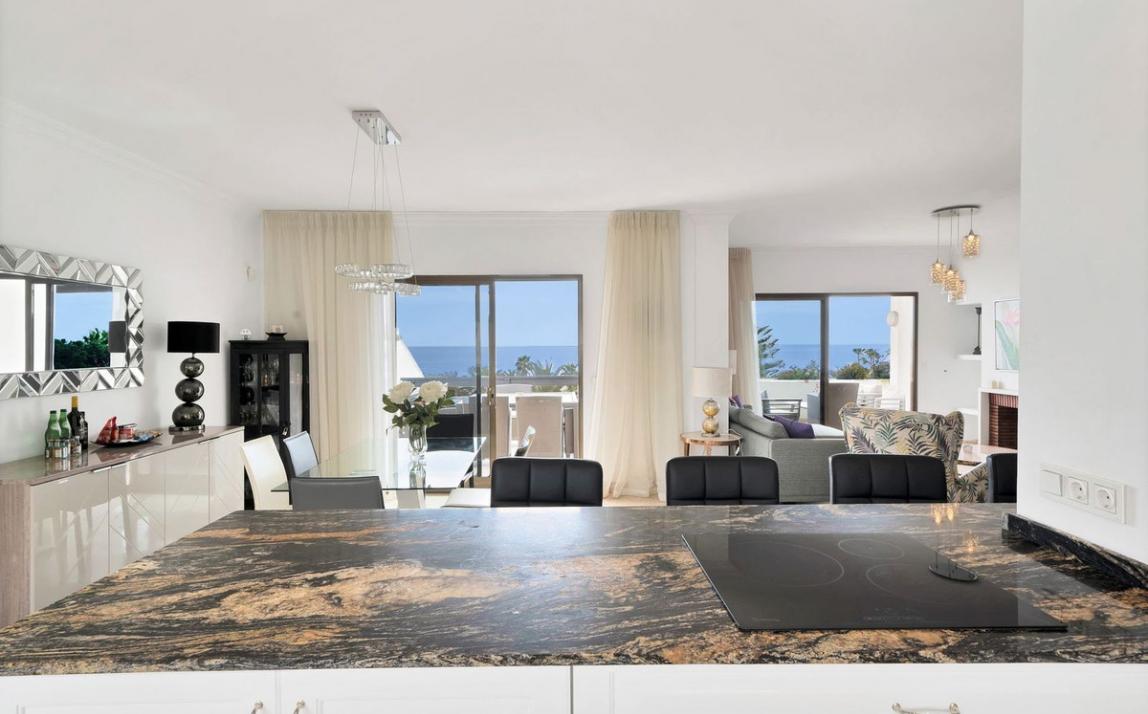 First line beach Penthouse, golden mile, MARBELLA R4747999 13