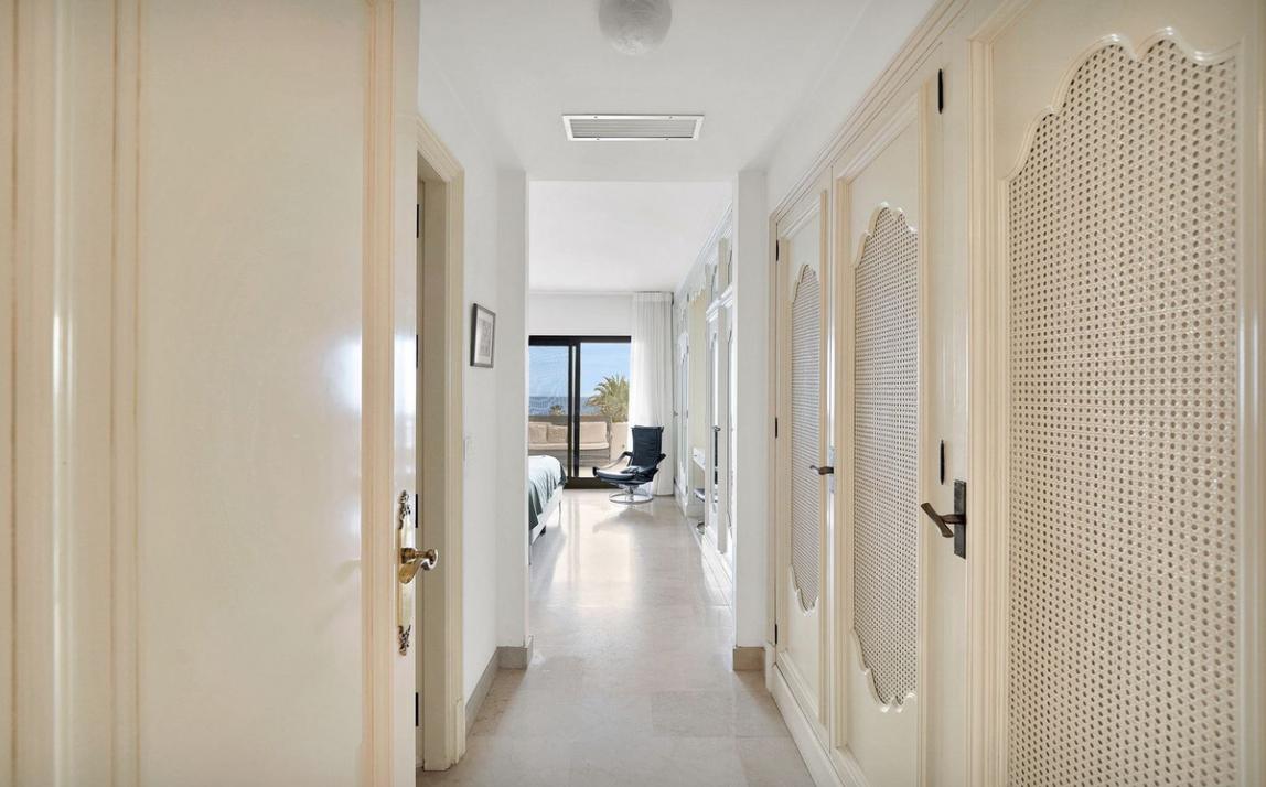 First line beach Penthouse, golden mile, MARBELLA R4747999 17