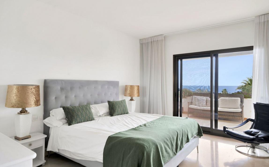 First line beach Penthouse, golden mile, MARBELLA R4747999 18