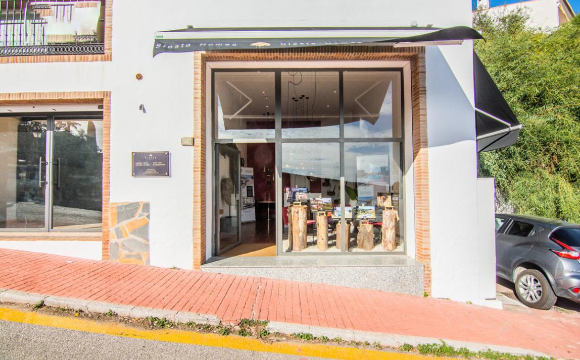 Commercial - Shop, La Mairena Costa del Sol Málaga R3575893 2