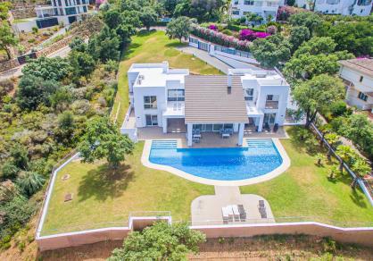 Modern Villa for Sale, La Mairena, Marbella R4084360 70