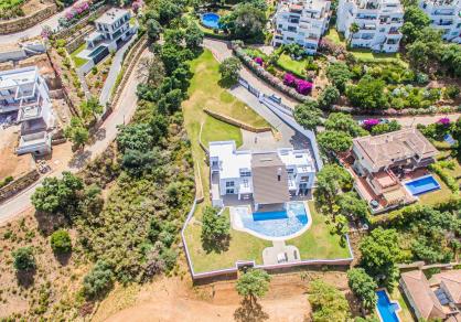 Modern Villa for Sale, La Mairena, Marbella R4084360 129