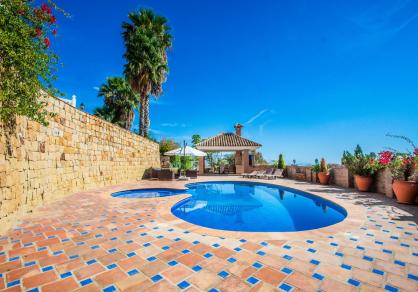 Villa - Detached, La Mairena Costa del Sol Málaga R4723663 58