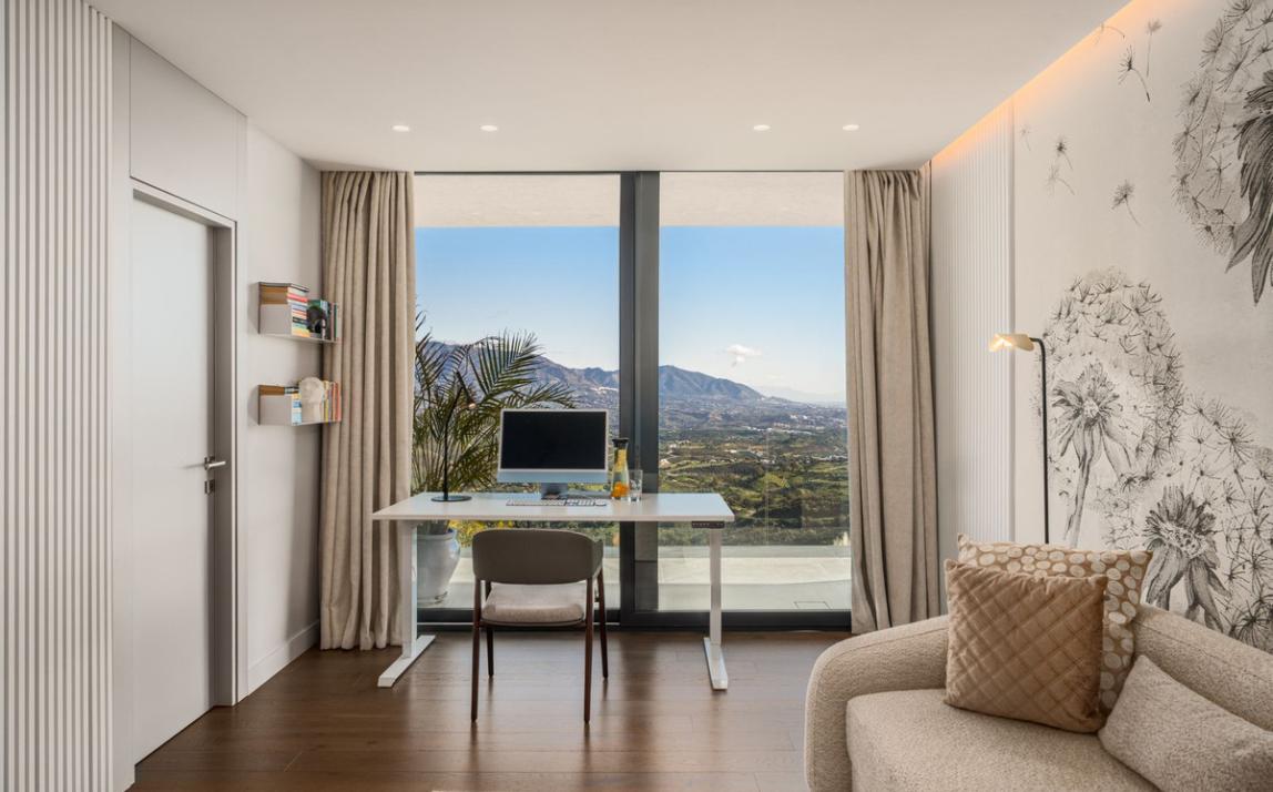 Modern Villa great sea views, La Mairena, Marbella  R5002135 21