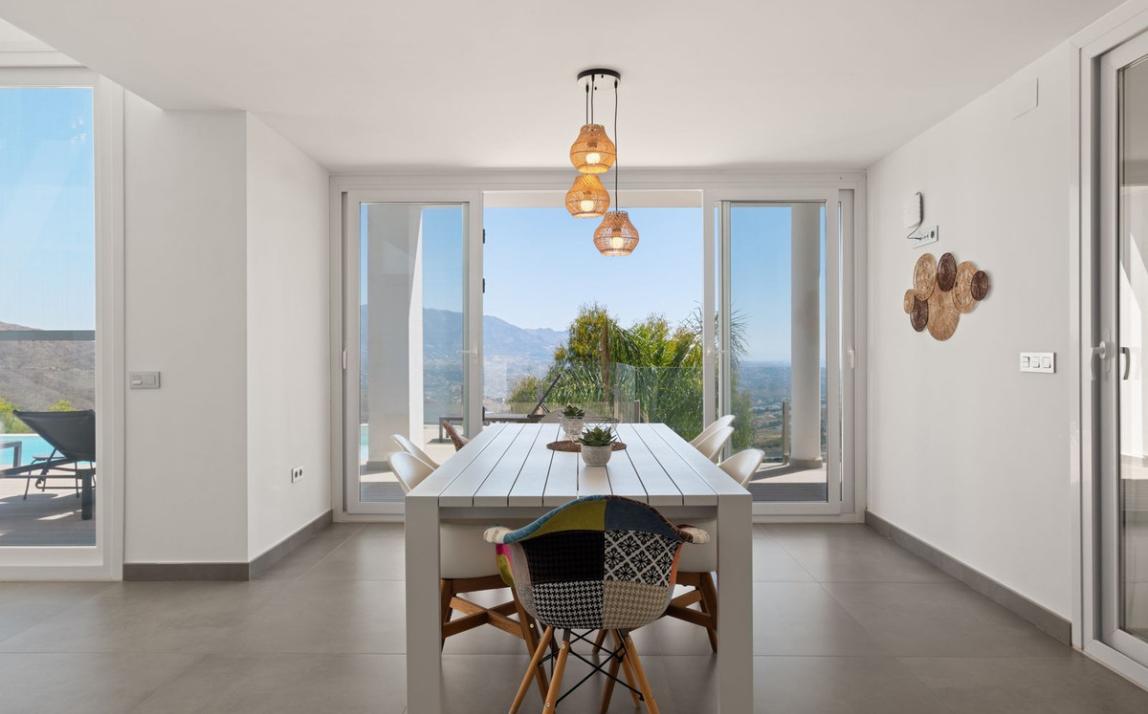 Villa - Detached, La Mairena Costa del Sol Málaga R5392924 10