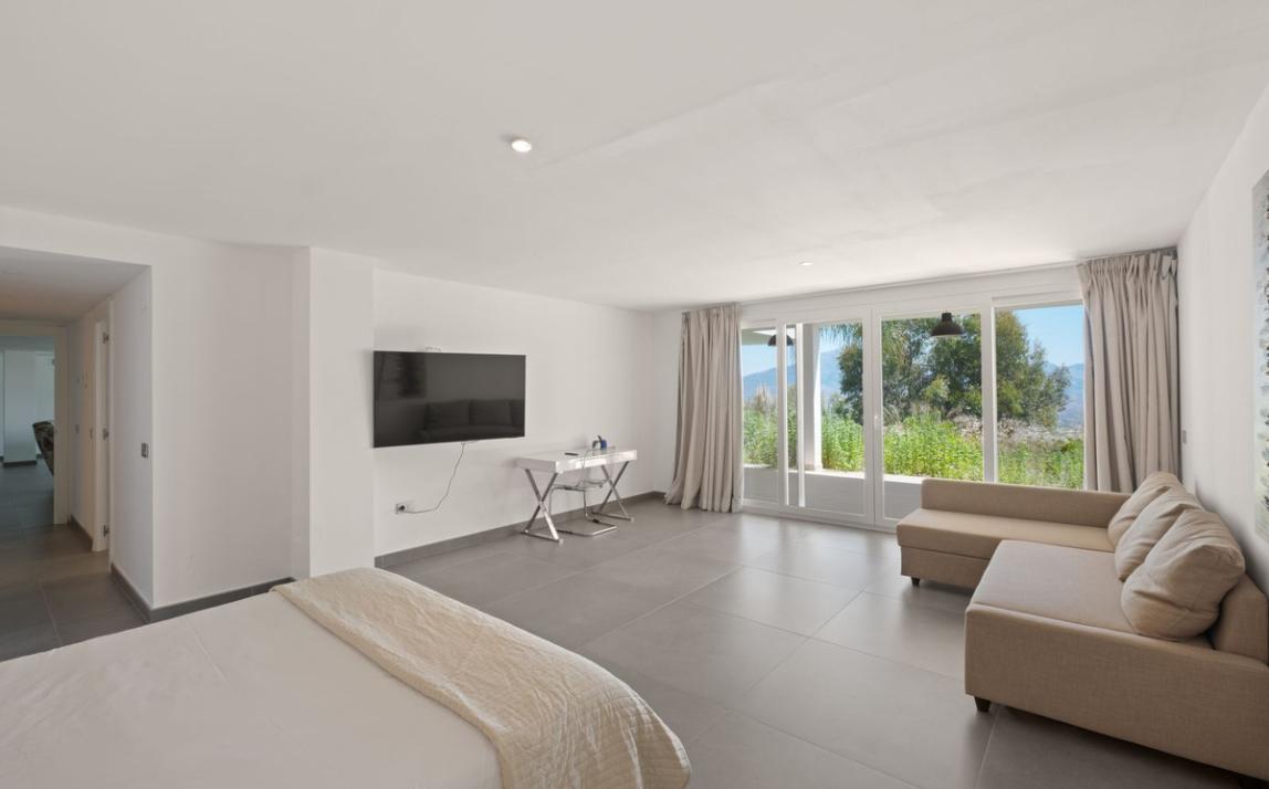 Villa - Detached, La Mairena Costa del Sol Málaga R5392924 44