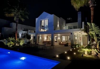 South facing villa for sale with amazing sea views, La Mairena, int he hills above Marbella, R4688530 82