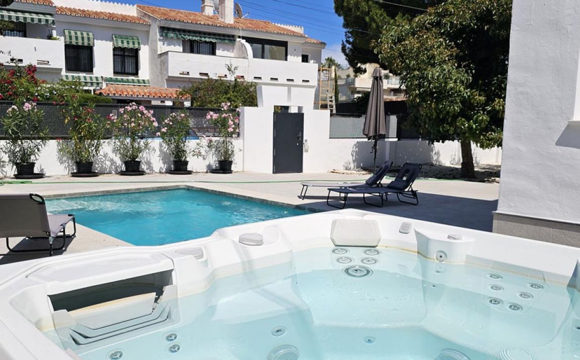 Beachside Villa for Sale, MARBELLA  R4835029 13