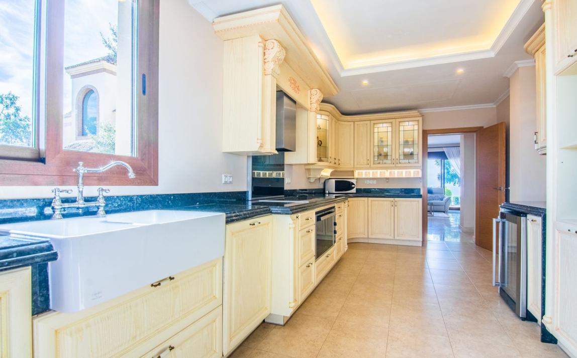 Villa - Pareada, La Mairena Costa del Sol Málaga R4277521 12
